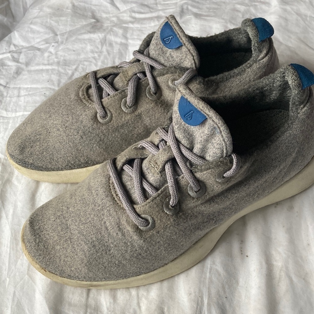 ALLBIRDS Women’s Wool Grey Runners (8)